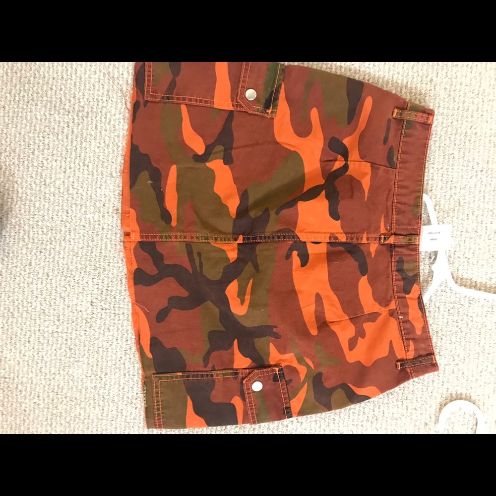 BFF skirt new with tag